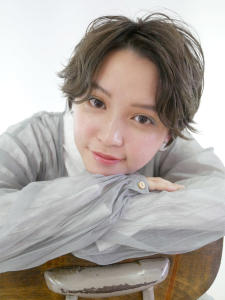 三軒茶屋_レディース_ショート_グレージュ_ブリーチ_カット - HAIR & MAKE EARTH 三軒茶屋店掲載
