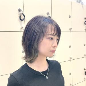 外はねミディアムヘア - ELLYLONDON 三宮Part2店掲載