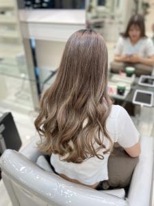 人生初ブリーチ×ミルクティーグレージュ - Ash 銀座店掲載