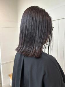 髪質改善トリートメント艶髪グレージュ外はねミディ渋谷道玄坂 - N° anfeel 渋谷掲載