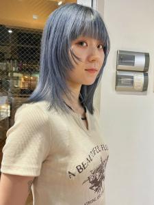 斜めバンググレージュカラーデザインカラー　シルキーベージュ　 - ARCANA 明治神宮前 表参道 原宿掲載