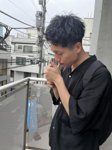 束感ショート　波巻き　ハイライト マッシュパーマ - ARCANA 明治神宮前 表参道 原宿掲載