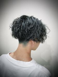 スパイラルパーマ　センターパート　六本木　メンズカット - ヒロ銀座ヘアーサロン 麻布乃木坂 六本木駅前店掲載