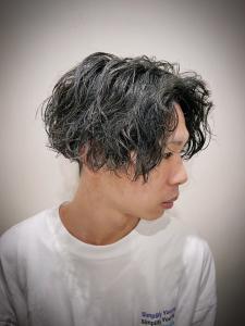 スパイラルパーマ　センターパート　六本木　メンズカット - ヒロ銀座ヘアーサロン 麻布乃木坂 六本木駅前店掲載