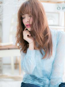 色っぽバイヤージュ♪暖色系カラー小顔パーマ　レイヤーロング - mod's hair 越谷西口店【モッズヘア】掲載