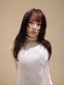 【赤津美奈】レイヤーカット - NERO HAIRSALON NAVY掲載