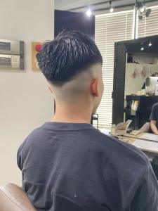 束感ショート　波巻き　ハイライト マッシュパーマ - ARCANA 明治神宮前 表参道 原宿掲載