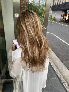 シールエクステでハイライトカラー【錦糸町北口】 - prize 錦糸町店掲載