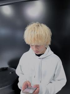 ダブルカラー×韓国マッシュ×ウルフ×ブリーチ×モード - owl 心斎橋掲載