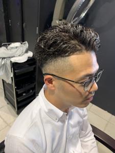 フェード×スーツ×黒髪×リバース×スパイラルパーマ - owl 心斎橋掲載