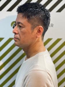 大人の刈り上げスタイル - BARBER-BAR 四谷店掲載