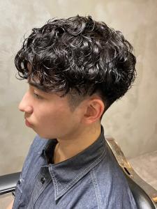 ツーブロック　波巻き　ツイストスパイラルパーマ - 完全個室 THIS IS BARBER 3rd掲載