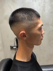 ベリーショート　フェードカット　メンズ　10代/23代 - 完全個室 THIS IS BARBER 3rd掲載