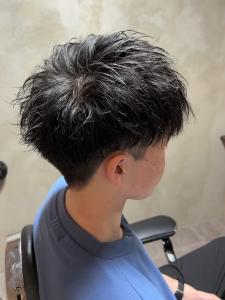 ツーブロック　束感　アップバング　ビジネス - 完全個室 THIS IS BARBER 3rd掲載