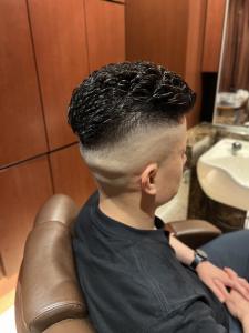 濡れパンスキンフェード - ヘアーモードキクチ 銀座店掲載