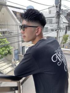 束感ショート　波巻き　ハイライト マッシュパーマ - ARCANA 明治神宮前 表参道 原宿掲載