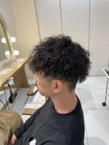 ツイスト強めツイストスパイラルパーマ - CREA本厚木掲載