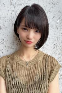 BERRY/ショート/斜めバング/グレージュカラー/美髪/夏 - hairs BERRY 長住店掲載