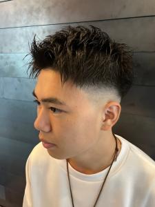 ツーブロック　アップバング　束感ショート - THIS IS BARBER 2nd掲載