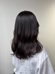 暗めボルドーカラー - 女性専用髪質改善酸性縮毛矯正専門店LIRA掲載