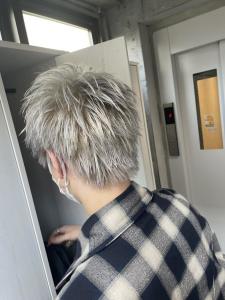 スパイキーショート/ホワイトカラー/メンズショート - ACT 表参道店掲載