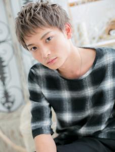 ハイトーンカラー束感ヘアマッシュウルフ　アッシュオリーブ - mod's hair【モッズヘア】越谷/越谷西口店掲載