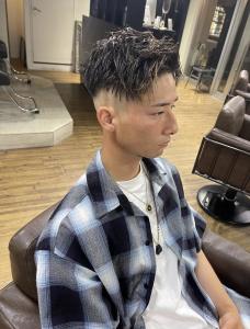 束感ショート　波巻き　ハイライト マッシュパーマ - ARCANA 明治神宮前 表参道 原宿掲載