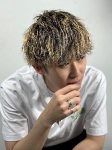 ツイストスパイラル - ヒロ銀座 バーバーショップ 仙台本店【HIRO GINZA BARBER SHOP】掲載