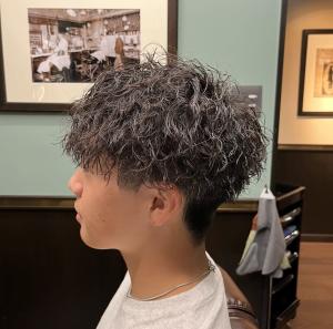 仙台　女性ウケ　ツイストスパイラルパーマ - ヒロ銀座 バーバーショップ 仙台本店【HIRO GINZA BARBER SHOP】掲載
