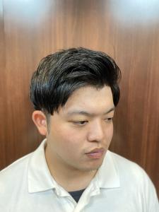 ビジネススタイルにはこれ！ツーブロックスタイル - HIRO GINZA 新橋店【理容室】掲載