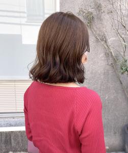 ナチュラルピンクブラウン　大人なツヤ感ミディアム - MANOHARU掲載