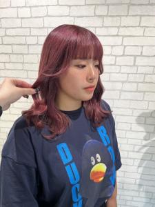 miu&橋本愛海　濃いめレッドがトレンドです◎ - miu by KENJE掲載