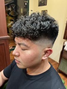 スペインカールパーマ - メンズ専門理容室 BroTokyo BARBERSHOP 銀座店掲載