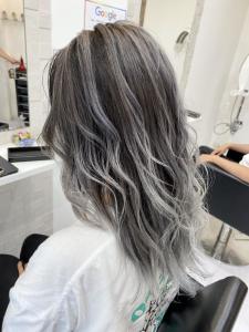 ホワイトグレージュ！ - K&K hair design つつじが丘店掲載