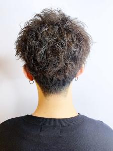 ツーブロックOnパーマバーバースタイル - BANC hair works掲載