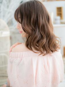 フェザーバングくせ毛風セミディくびれヘア　シルキーベージュ - mod's hair【モッズヘア】越谷/越谷西口店掲載