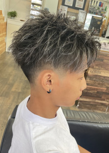 フェードスタイル　ツイストメッシュ - cut in Shanzeおもろ掲載