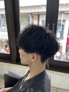 パーマ1ヶ月後のカット - Stilla an掲載
