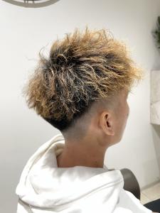 フェード×ツイストパーマ20代30代40代各務原 - 全席個室型美容室 GALLARIA Elegante各務原店掲載