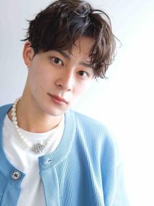 スパイラルパーマ　センターパート　ツーブロックマッシュ - Hair salon for Men idea掲載