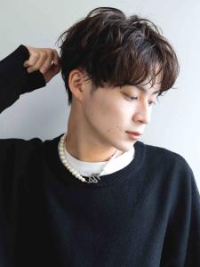 波巻きパーマ　ツーブロック　センターパート　10代20代 - Hair salon for Men idea掲載