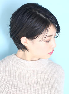  30代40代50代黒髪でも可愛いショート - INCEPTION  GINZA 銀座掲載
