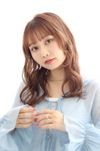 【10代20代30代】デザインカラー／ツヤ感ピンクベージュ - hair+resort lagoon掲載