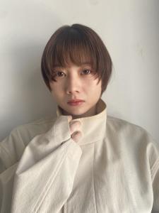 顔まわりレイヤーショート - Flammeum 三軒茶屋掲載