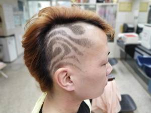 レザーアートファイアーパティーンヌ - ヘアサロンハラダ掲載