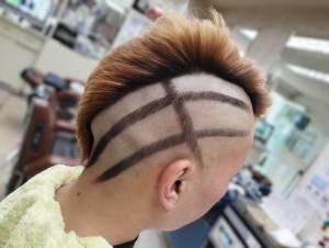鉄槌の斬撃 - ヘアサロンハラダ掲載