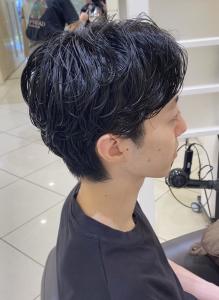 メンズのお色気ニュアンスパーマ - marju銀座掲載
