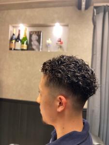 フェードカット&パーマ - メンズ専門理容室 BroTokyo BARBERSHOP 銀座店掲載