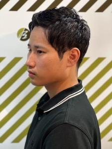 大人の刈り上げスタイル - BARBER-BAR 四谷店掲載