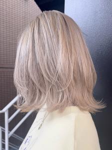 ホワイトミルクティーベージュ - Sio. hair掲載